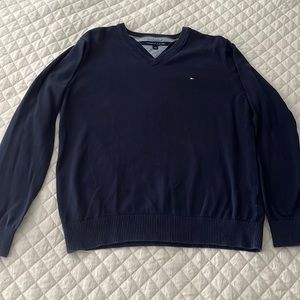 Men’s size L sweater